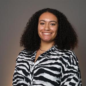 Alexis Beuchert Headshot