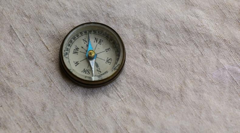 Simple antique compass