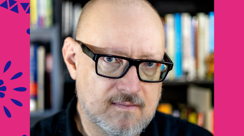 a man with glasses, Jamais Cascio, looking at the camera