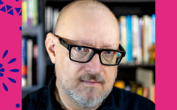 a man with glasses, Jamais Cascio, looking at the camera